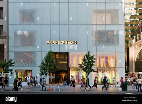 louis vuitton the fifth avenue|Louis Vuitton store in manhattan.